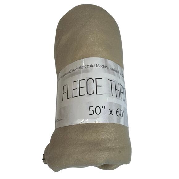 Brand New 50x60" Fleece Throw Blanket Hypoallergenic Soft - Picture 1 of 5